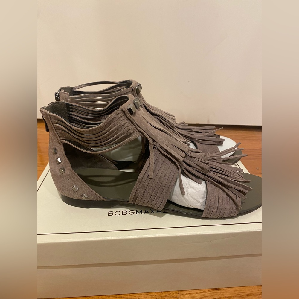 Brand new BCBG gray suede fringe sandals - size 9.5